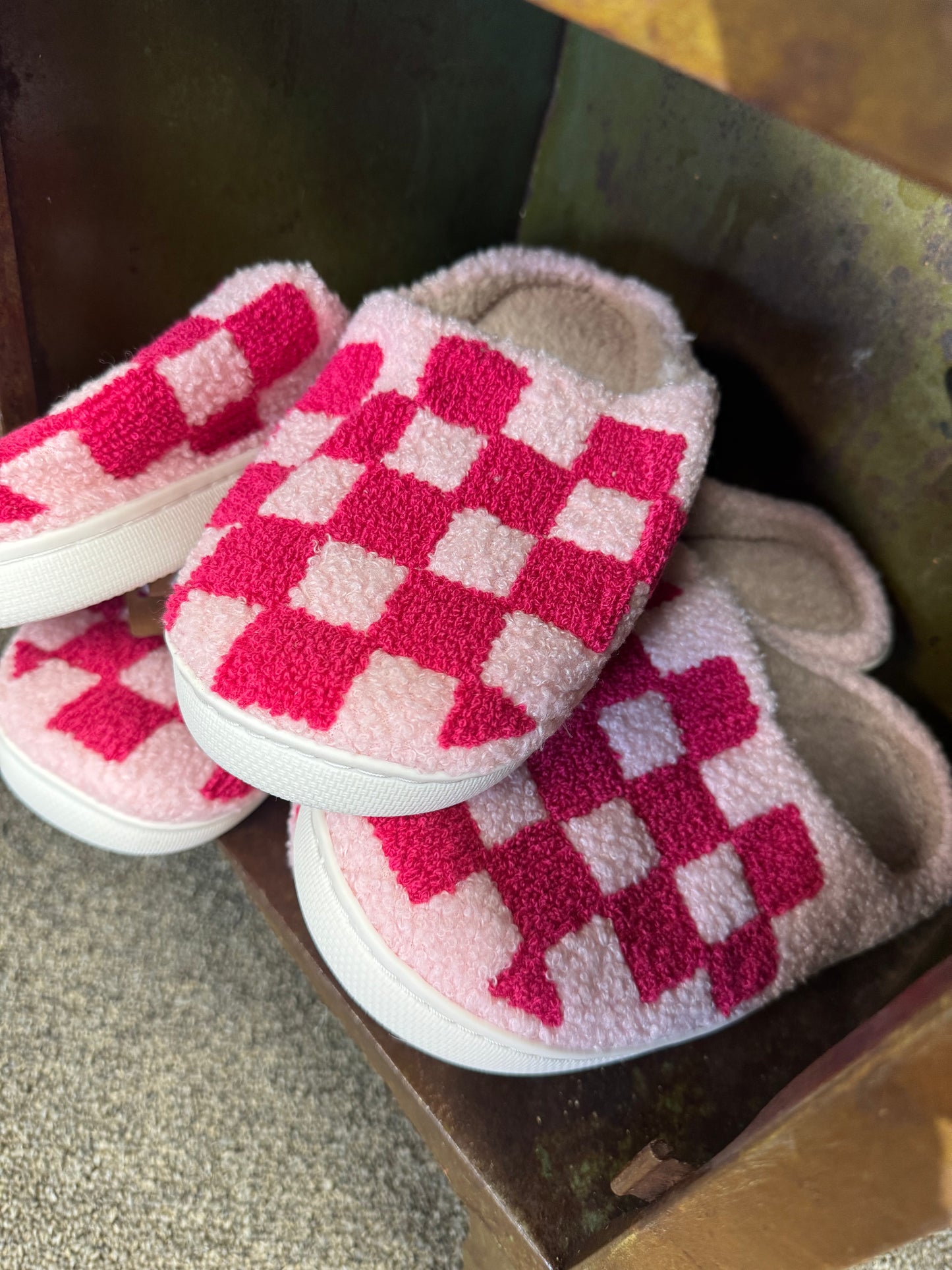 Pink Checkered Slipper